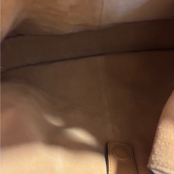 Louise et Cie Tan Leather Hobo Bag with Relaxed Silhouette - Picture 15 of 16